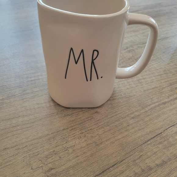 Mr. & Mrs. Rae Dunn Mug Set - Picture 3 of 7